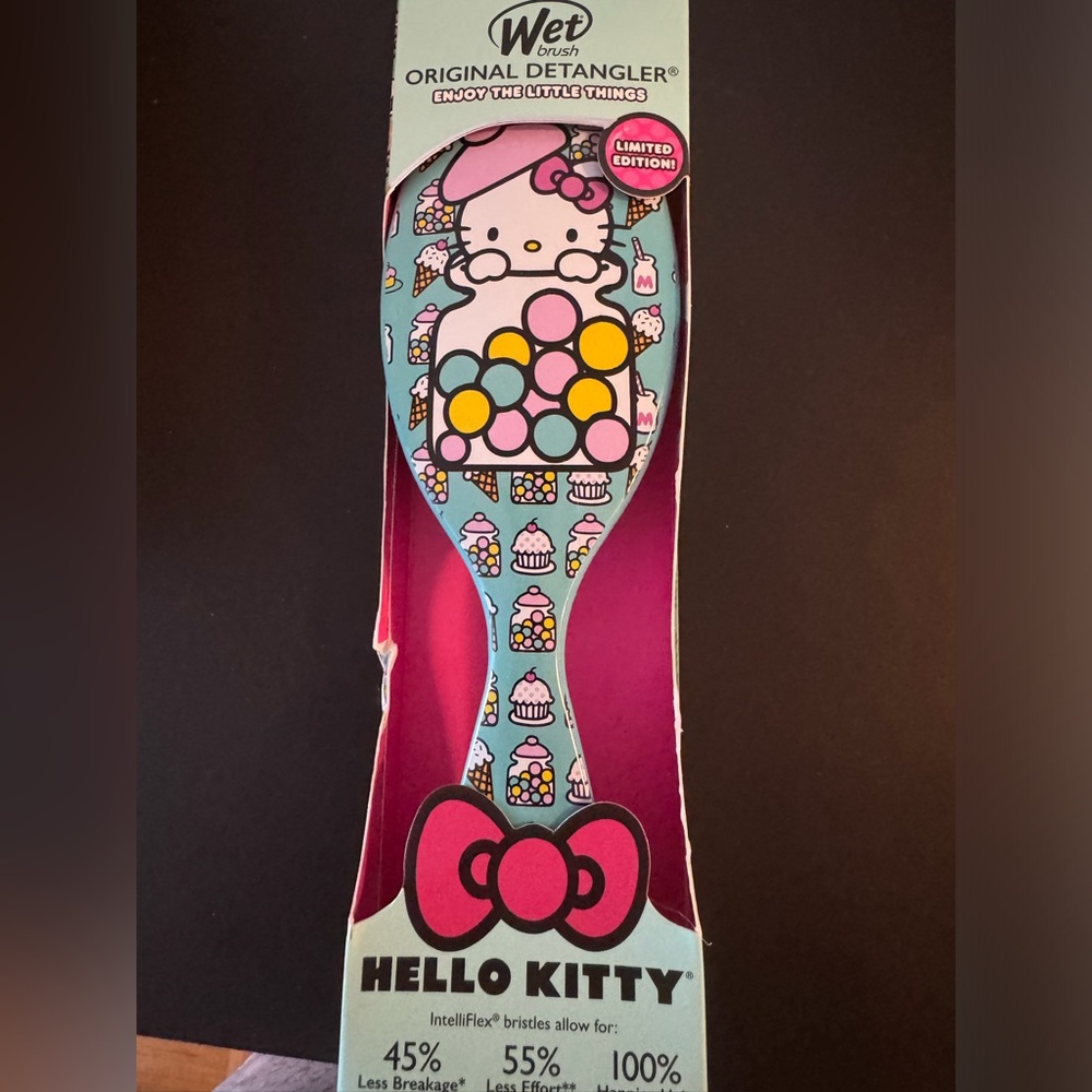 Hello Kitty Wet Brush